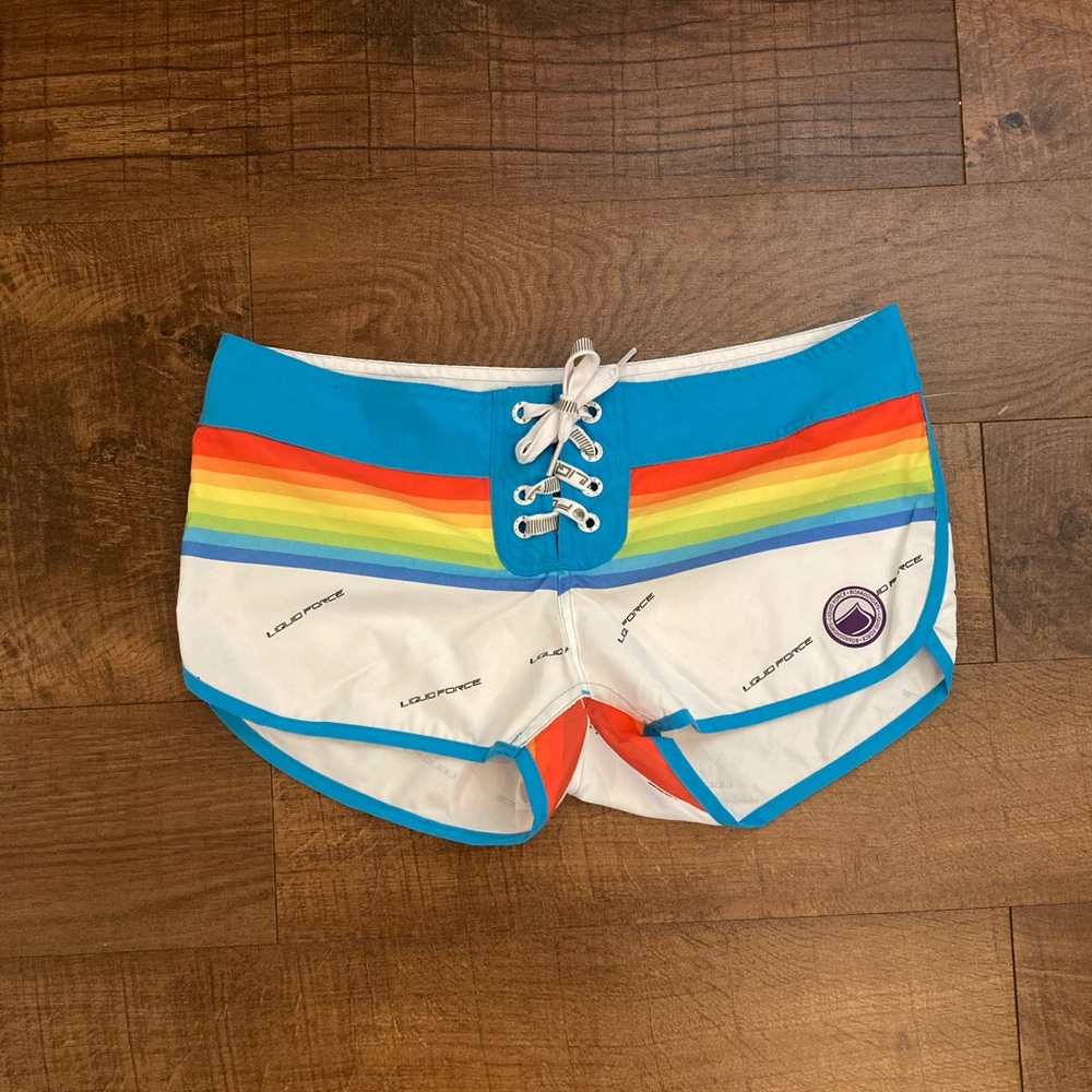 Liquid Force Board Shorts Rainbow Beachwear Surf Water Sports NWOT Size 9 Junior